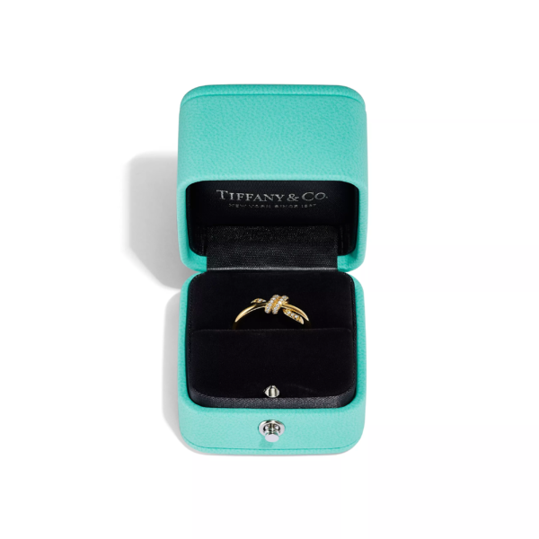 Tiffany Knot