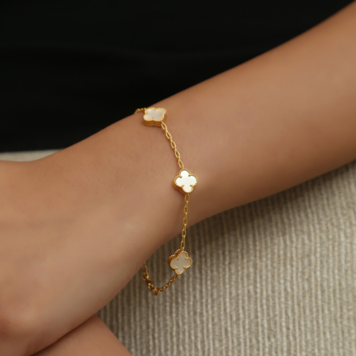 IMG_0031 5 Clover Mother of Pearl Bracelet